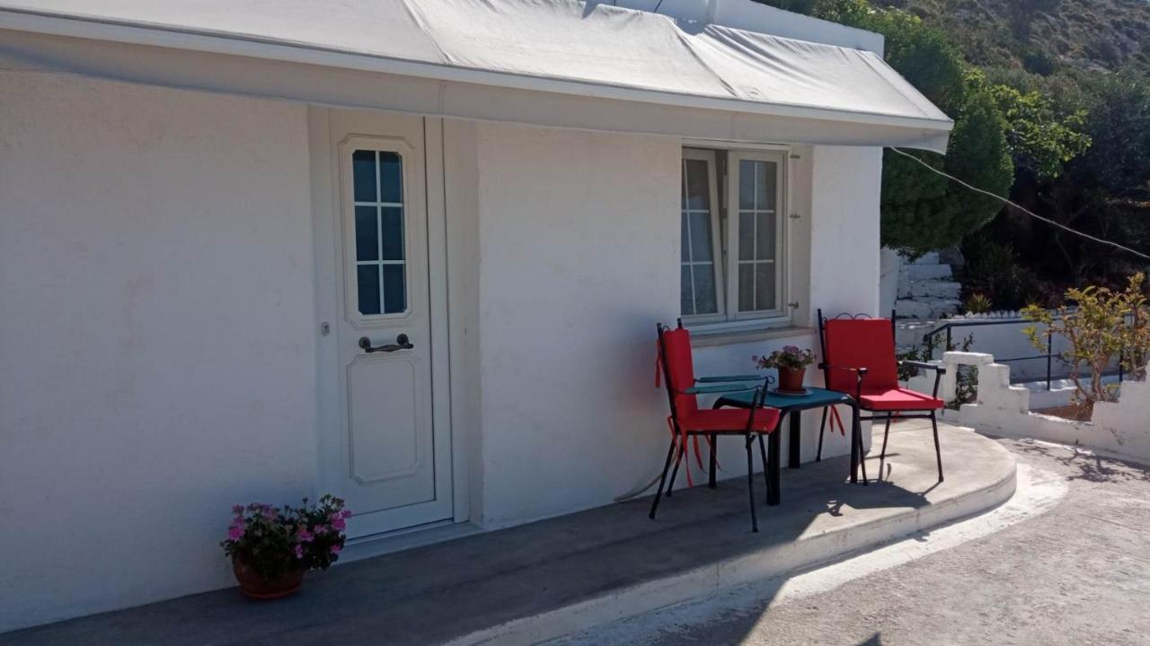 Sweet Home With Two Beds -One Single Room- With Beautiful View! Αγία Μαρίνα Εξωτερικό φωτογραφία